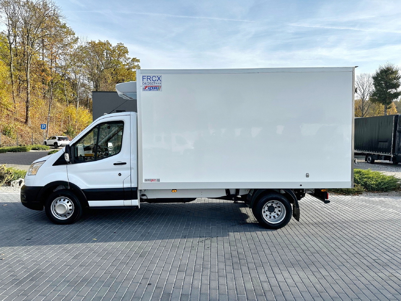 Dostavno vozilo hladnjača FORD TRANSIT REGRIGERATOR BOX -10*C POWER SUPPLY 230V CRUISE CONTROL AIR CONDITIONING LED LIGHTS PNEUMATICS TWIN WHEELS  130HP: slika 9