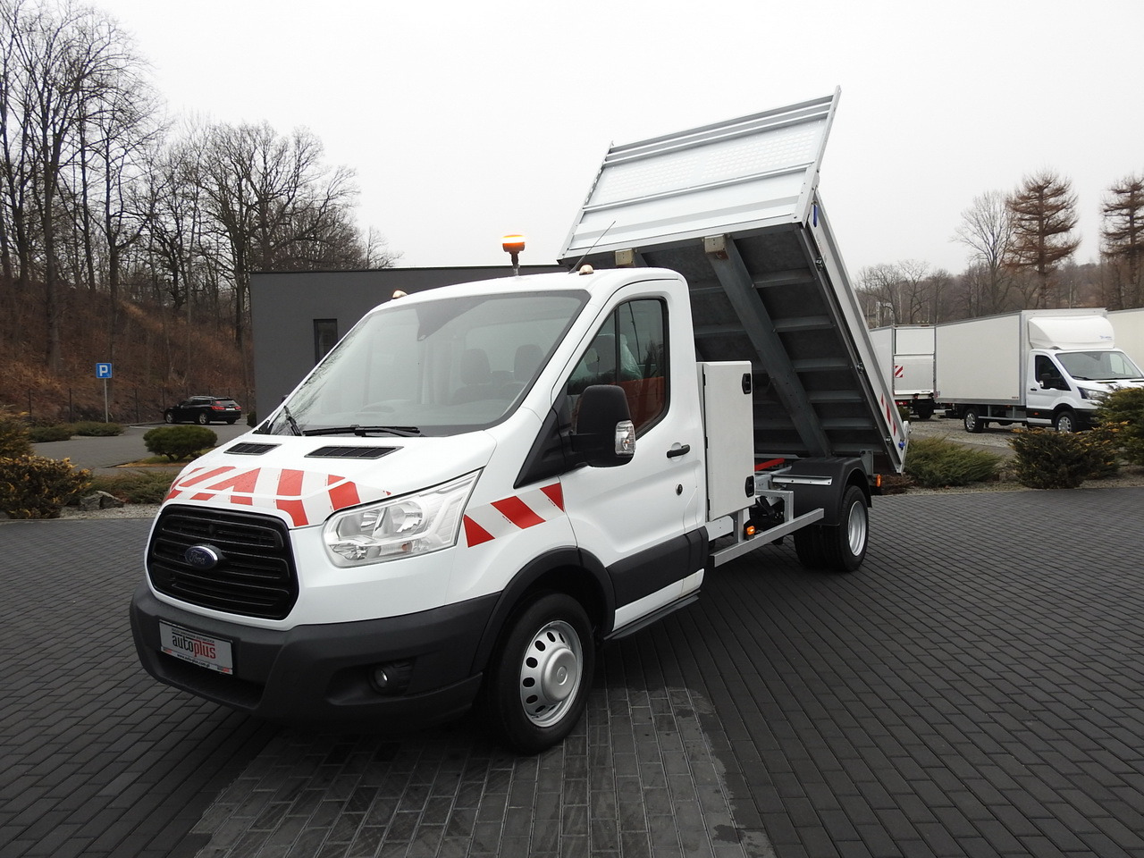 Dostavno vozilo kiper FORD TRANSIT TIPPER CRUISE CONTROL AIR CONDITIONING TWIN WHEELS  170HP: slika 22