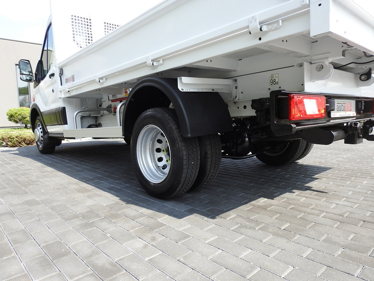 Dostavno vozilo kiper FORD TRANSIT TIPPER CRUISE CONTROL AIR CONDITIONING TWIN WHEELS 170HP: slika 15 Dostavno vozilo kiper FORD TRANSIT TIPPER CRUISE CONTROL AIR CONDITIONING TWIN WHEELS 170HP: slika 15