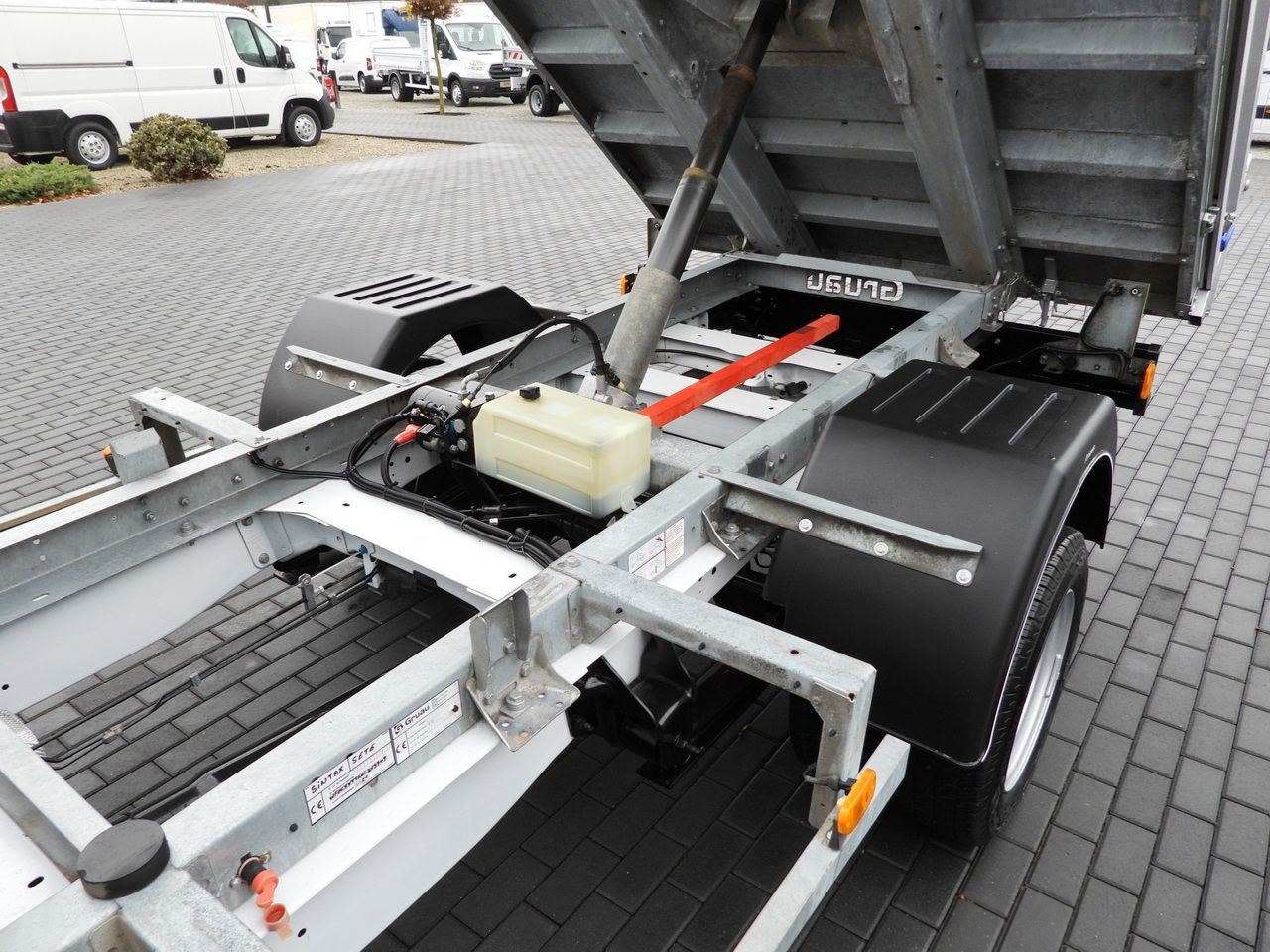 Dostavno vozilo kiper FORD TRANSIT TIPPER DOUBLE CABIN DOKA 6 SEATS CRUISE CONTROL LED LIGHTS TWIN WHEELS AIR CONDITIONING  170HP: slika 22