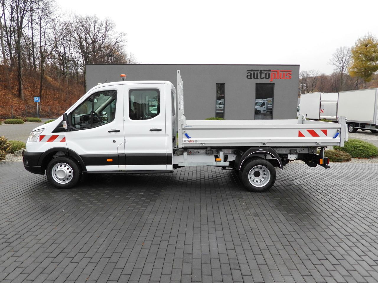 Dostavno vozilo kiper FORD TRANSIT TIPPER DOUBLE CABIN DOKA 6 SEATS CRUISE CONTROL LED LIGHTS TWIN WHEELS AIR CONDITIONING  170HP: slika 8