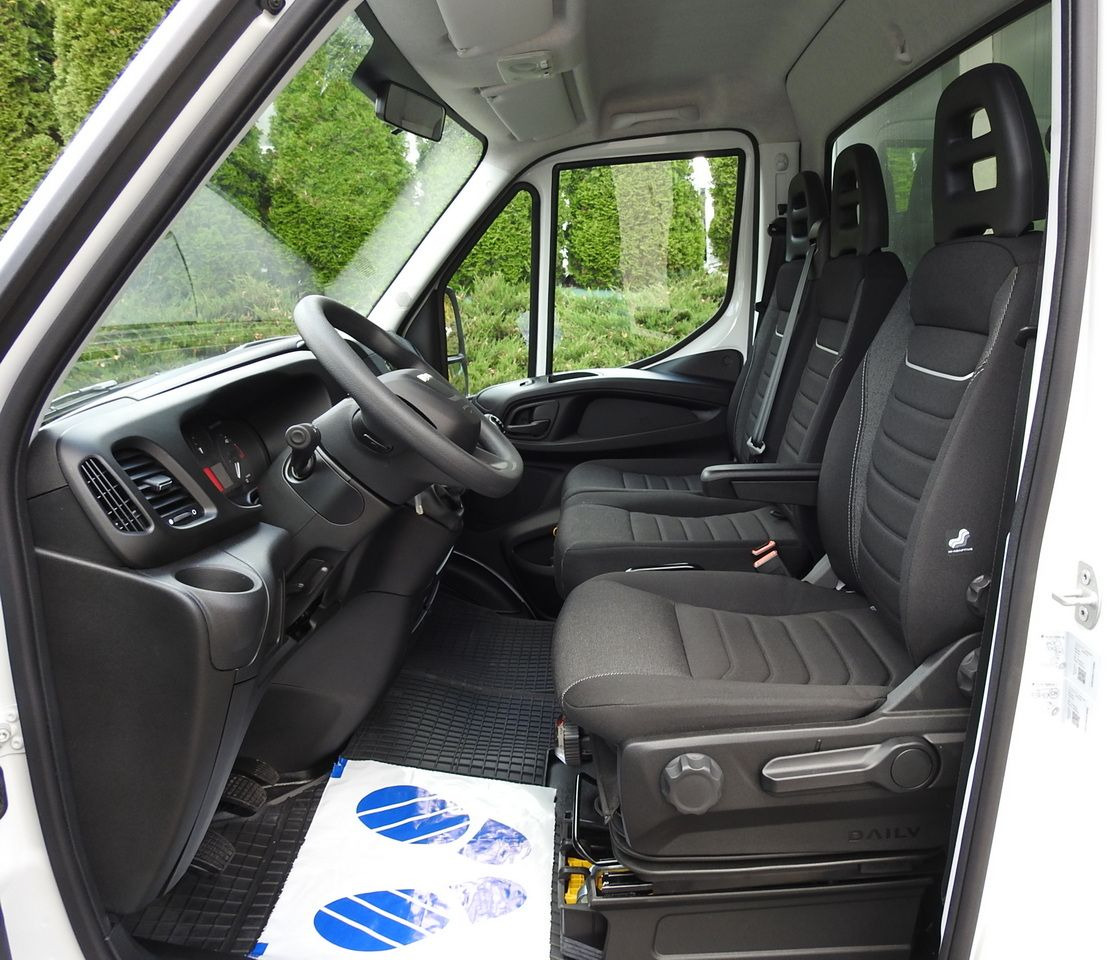 Novu Dostavno vozilo hladnjača IVECO DAILY 35S16 NEW REGRIGERATOR BOX -10*C 8 PALLETS HEATING FUNCTION POWER SUPPLY 230V CRUISE CONTROL AIR CONDITIONING 160HP: slika 32