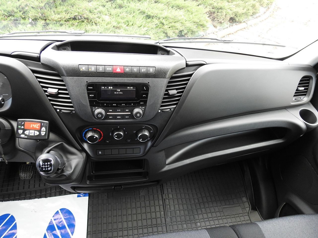 Novu Dostavno vozilo hladnjača IVECO DAILY 35S16 NEW REGRIGERATOR BOX -10*C 8 PALLETS HEATING FUNCTION POWER SUPPLY 230V CRUISE CONTROL AIR CONDITIONING 160HP: slika 38