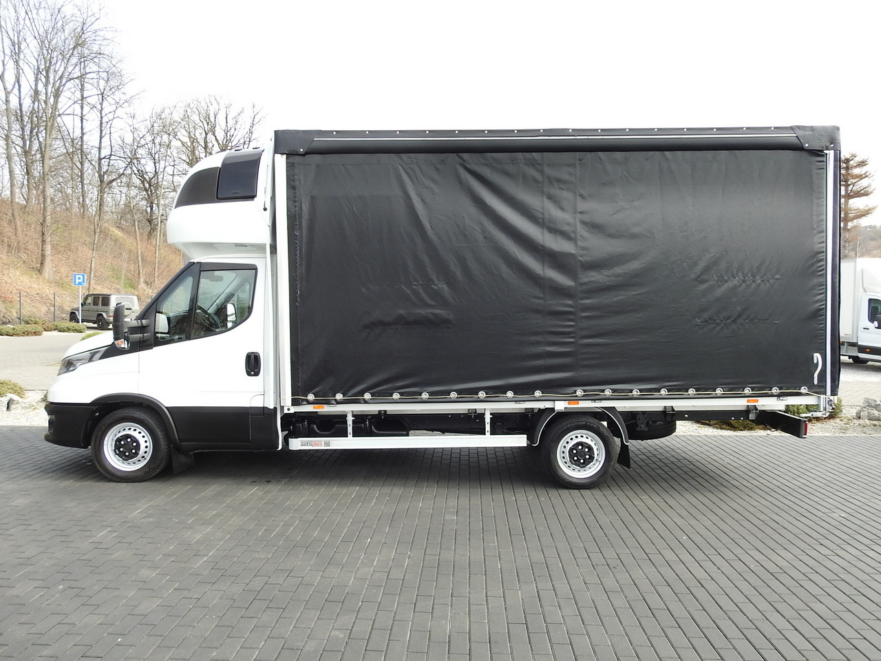 Dostavno vozilo sa ceradom IVECO DAILY  35S18 TARPAULIN 10 PALLETS WEBASTO CRUISE CONTROL AIR CONDITIONING  180HP: slika 9