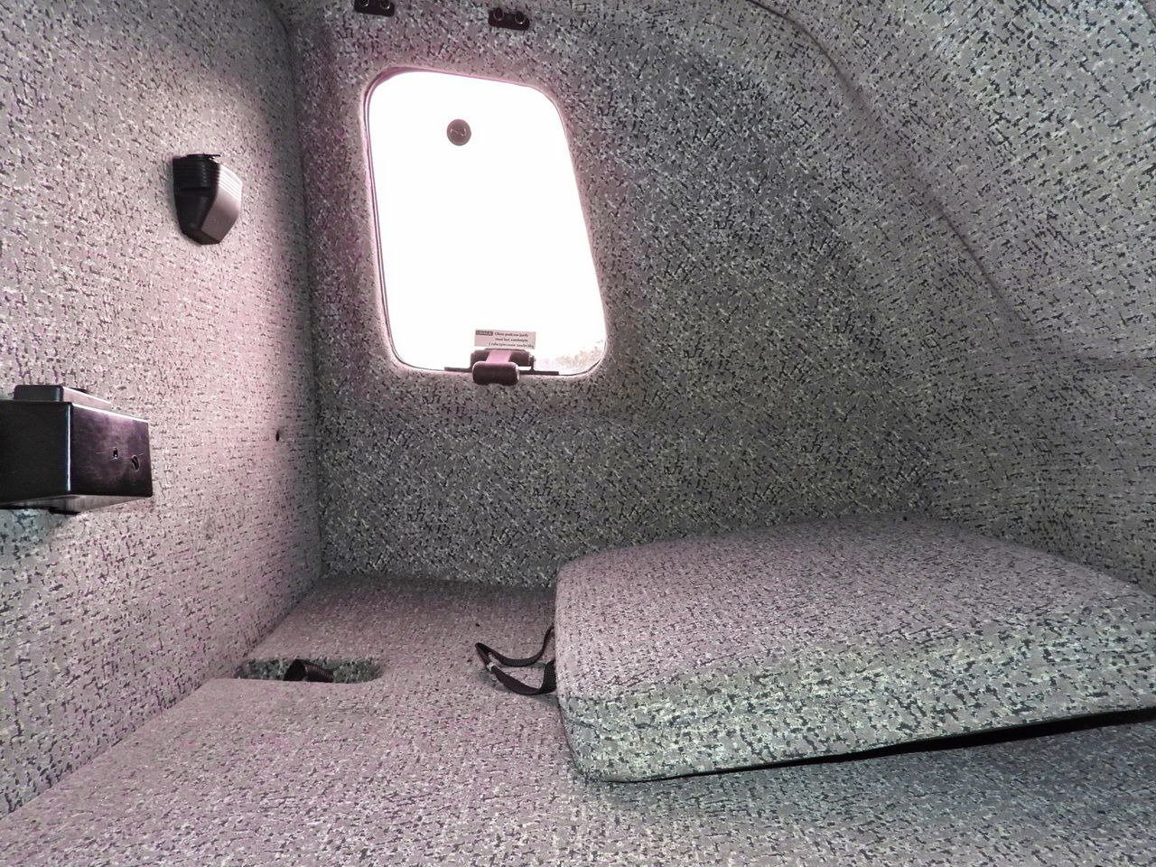 Kamion sa ceradom IVECO DAILY 72C18 TARPAULIN LIFT 14 PALLETS WEBASTO CRUISE CONTROL LED LIGHTS TWIN WHEELS AIR CONDITIONING  180HP: slika 50
