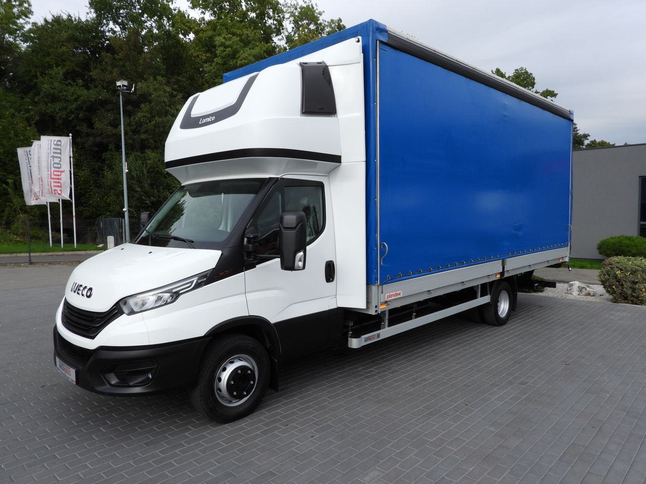 Kamion sa ceradom IVECO DAILY 72C18 TARPAULIN LIFT 14 PALLETS WEBASTO CRUISE CONTROL LED LIGHTS TWIN WHEELS AIR CONDITIONING  180HP: slika 6
