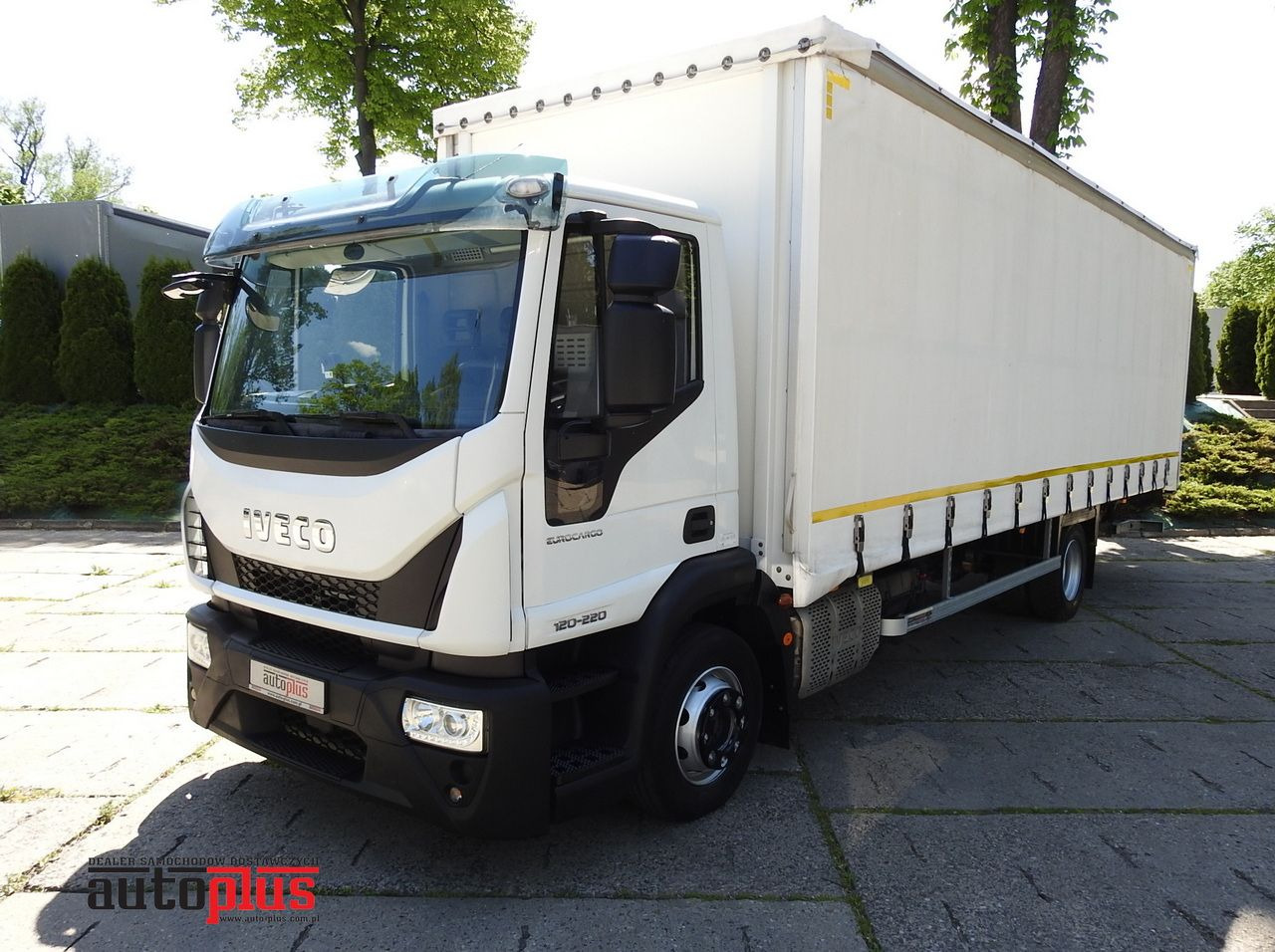 IVECO EUROCARGO 120 - 220 TARPAULIN LIFT 20 PALLETS LED LIGHTS AUTOMATIC TRANSMISSION HI-MATIC TWIN WHEELS AIR CONDITIONING 220HP - Kamion sa ceradom: slika 1 IVECO EUROCARGO 120 - 220 TARPAULIN LIFT 20 PALLETS LED LIGHTS AUTOMATIC TRANSMISSION HI-MATIC TWIN WHEELS AIR CONDITIONING 220HP - Kamion sa ceradom: slika 1