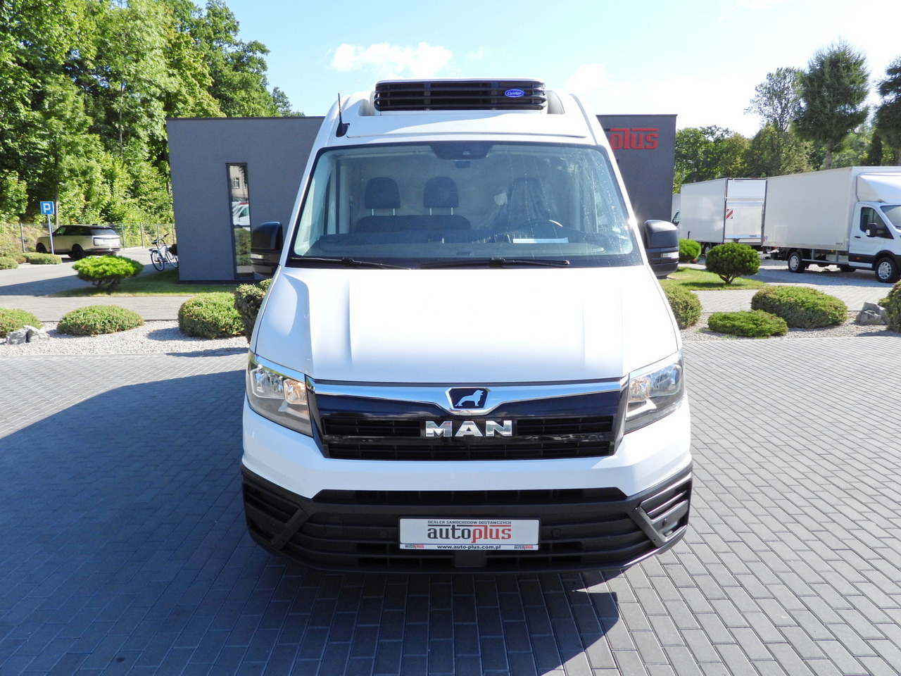 MAN TGE REFRIGERATOR VAN -5*C POWER SUPPLY 230V CRUISE CONTROL AUTOMATIC TRANSMISSION AIR CONDITIONING 180HP - Dostavno vozilo hladnjača: slika 5 MAN TGE REFRIGERATOR VAN -5*C POWER SUPPLY 230V CRUISE CONTROL AUTOMATIC TRANSMISSION AIR CONDITIONING 180HP - Dostavno vozilo hladnjača: slika 5