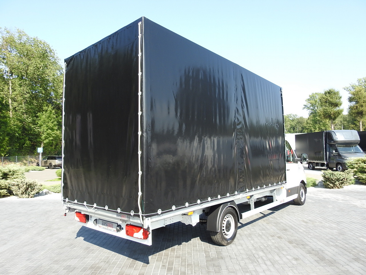 MAN TGE TARPAULIN 10 PALLETS AIR CONDITIONING 180HP - Dostavno vozilo sa ceradom: slika 3 MAN TGE TARPAULIN 10 PALLETS AIR CONDITIONING 180HP - Dostavno vozilo sa ceradom: slika 3