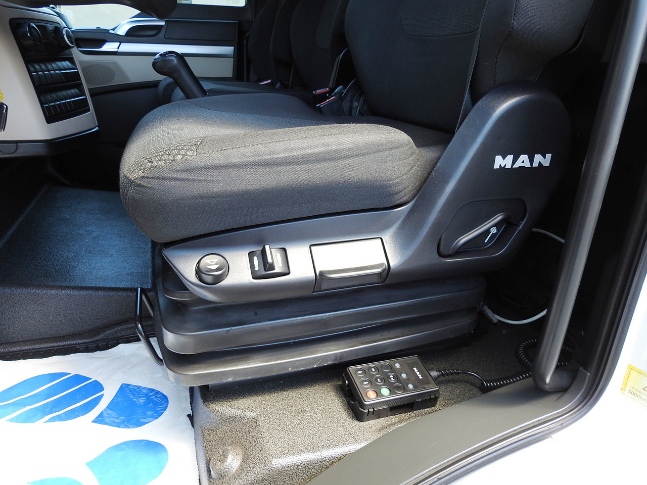 Hladnjača MAN TGL 10.180 REGRIGERATOR BOX -20*C 11 PALLETS POWER SUPPLY 230V AIR CONDITIONING PNEUMATICS TWIN WHEELS  180HP: slika 34