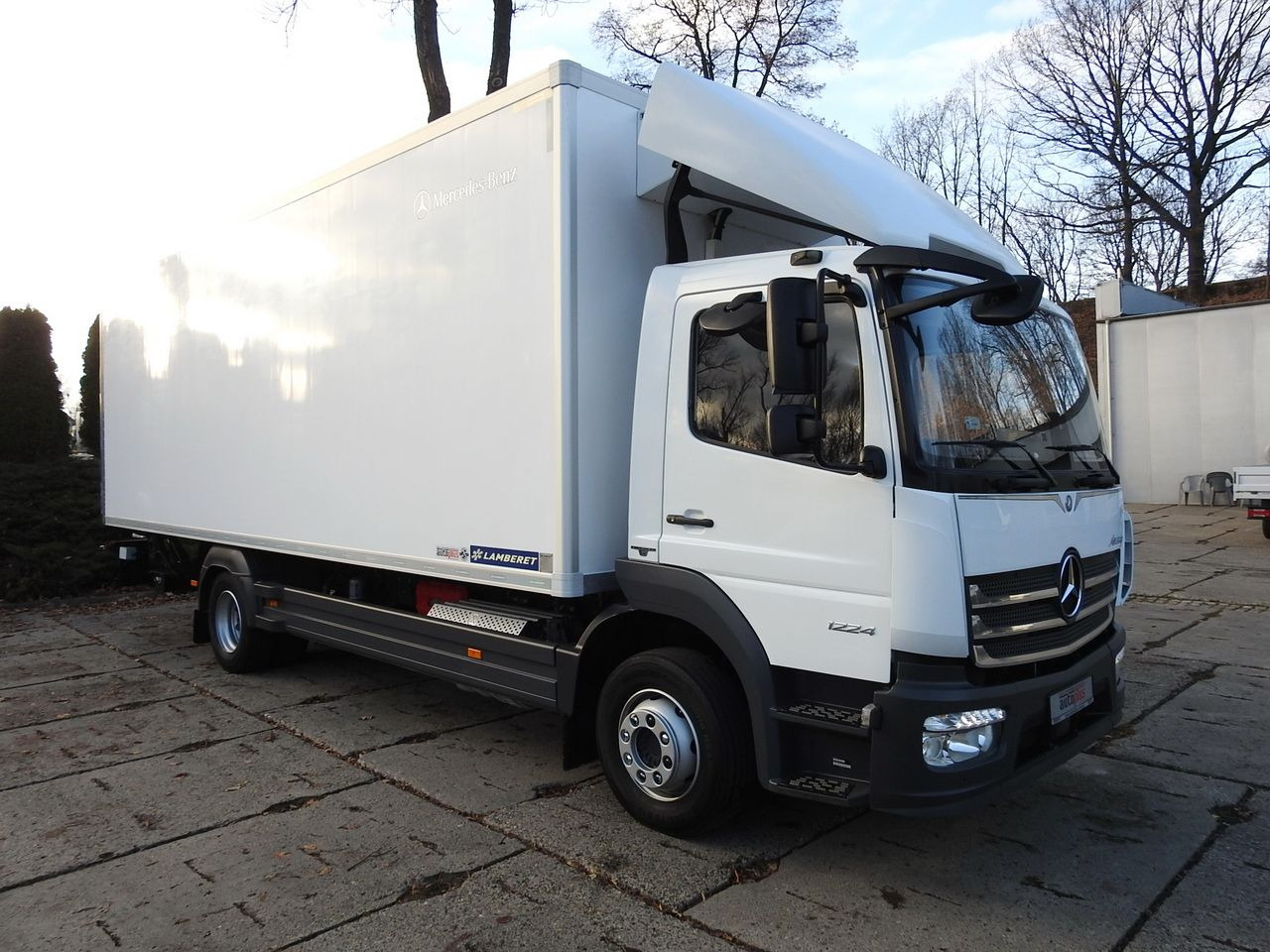 MERCEDES ATEGO 12.24 REGRIGERATOR BOX -10*C LIFT 16 PALLETS HEATING FUNCTION WEBASTO CRUISE CONTROL PNEUMATICS AIR CONDITIONING 240HP - Hladnjača: slika 4 MERCEDES ATEGO 12.24 REGRIGERATOR BOX -10*C LIFT 16 PALLETS HEATING FUNCTION WEBASTO CRUISE CONTROL PNEUMATICS AIR CONDITIONING 240HP - Hladnjača: slika 4