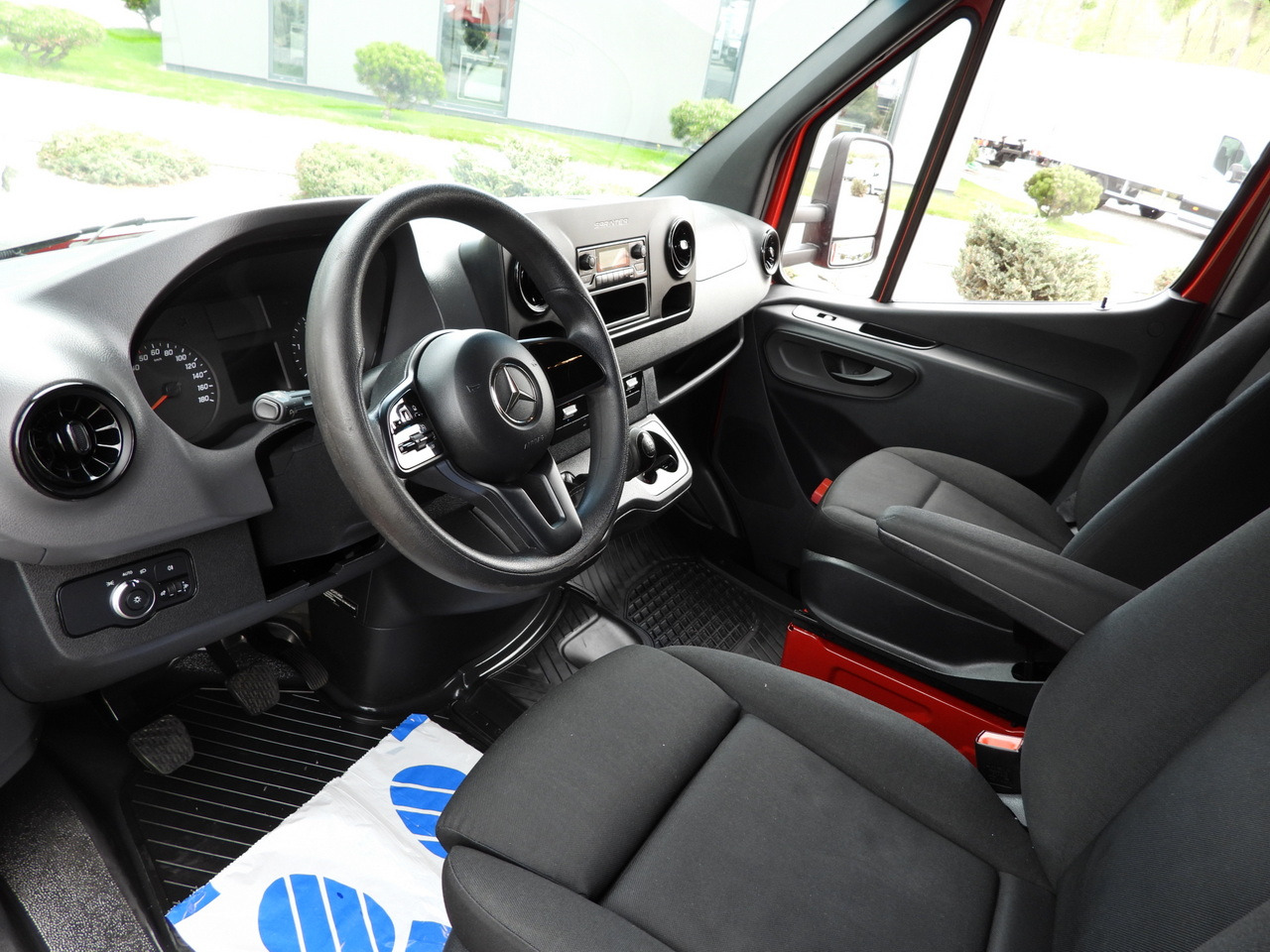 MERCEDES SPRINTER 316 8 PALLETS TARPAULIN LIFT CRUISE CONTROL AIR CONDITIONING 160HP - Dostavno vozilo sa ceradom: slika 2 MERCEDES SPRINTER 316 8 PALLETS TARPAULIN LIFT CRUISE CONTROL AIR CONDITIONING 160HP - Dostavno vozilo sa ceradom: slika 2