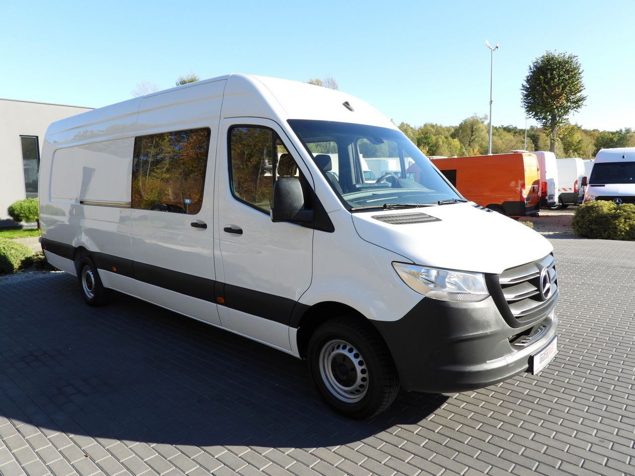 MERCEDES SPRINTER 316 BOX DELIVERY VAN 7 SEATS CRUISE CONTROL AUTOMATIC TRANSMISSION AIR CONDITIONING 160HP - Furgon: slika 5 MERCEDES SPRINTER 316 BOX DELIVERY VAN 7 SEATS CRUISE CONTROL AUTOMATIC TRANSMISSION AIR CONDITIONING 160HP - Furgon: slika 5