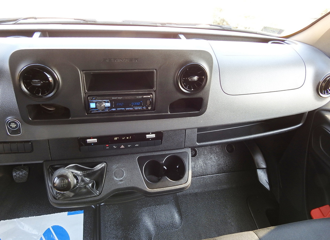 Dostavno vozilo sa ceradom MERCEDES SPRINTER 316 TARPAULIN 10 PALLETS WEBASTO AIR CONDITIONING 165HP: slika 31 Dostavno vozilo sa ceradom MERCEDES SPRINTER 316 TARPAULIN 10 PALLETS WEBASTO AIR CONDITIONING 165HP: slika 31