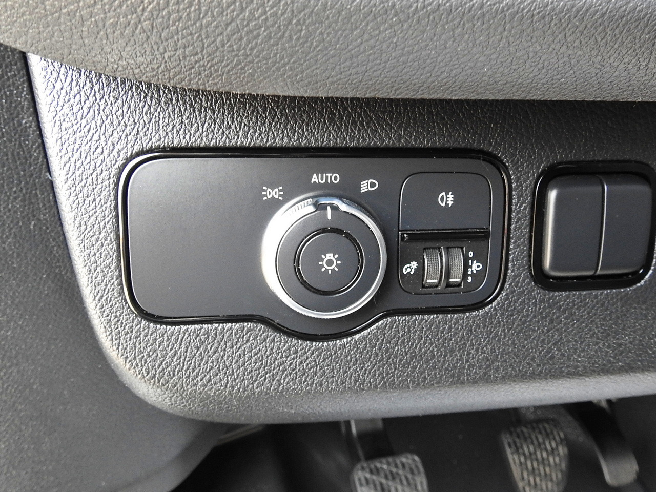 Dostavno vozilo sa ceradom MERCEDES SPRINTER 316 TARPAULIN 10 PALLETS WEBASTO AIR CONDITIONING 165HP: slika 28 Dostavno vozilo sa ceradom MERCEDES SPRINTER 316 TARPAULIN 10 PALLETS WEBASTO AIR CONDITIONING 165HP: slika 28