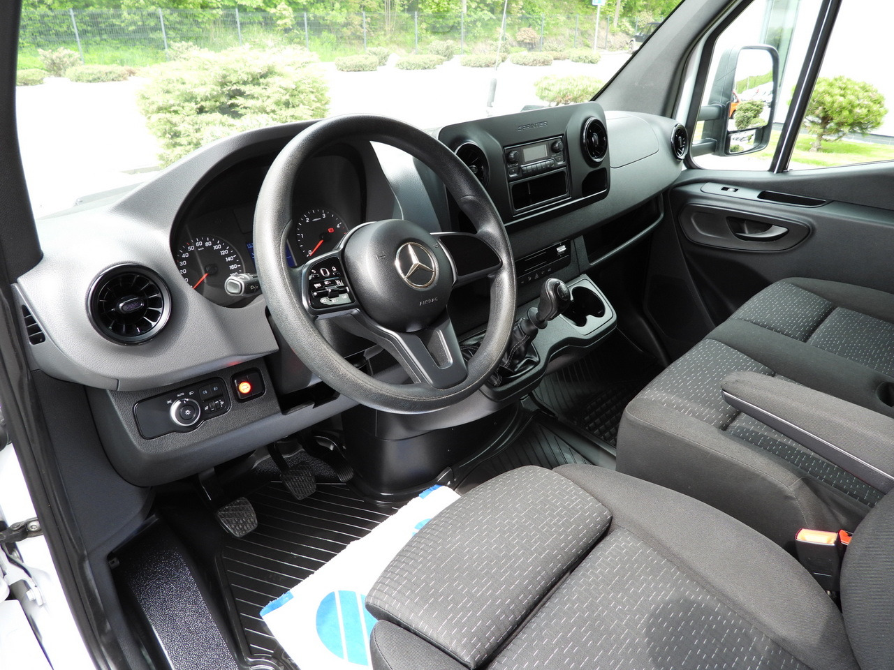 MERCEDES SPRINTER 316 TARPAULIN LIFT 8 PALLETS WEBASTO CRUISE CONTROL AIR CONDITIONING 160HP - Dostavno vozilo sa ceradom: slika 2 MERCEDES SPRINTER 316 TARPAULIN LIFT 8 PALLETS WEBASTO CRUISE CONTROL AIR CONDITIONING 160HP - Dostavno vozilo sa ceradom: slika 2