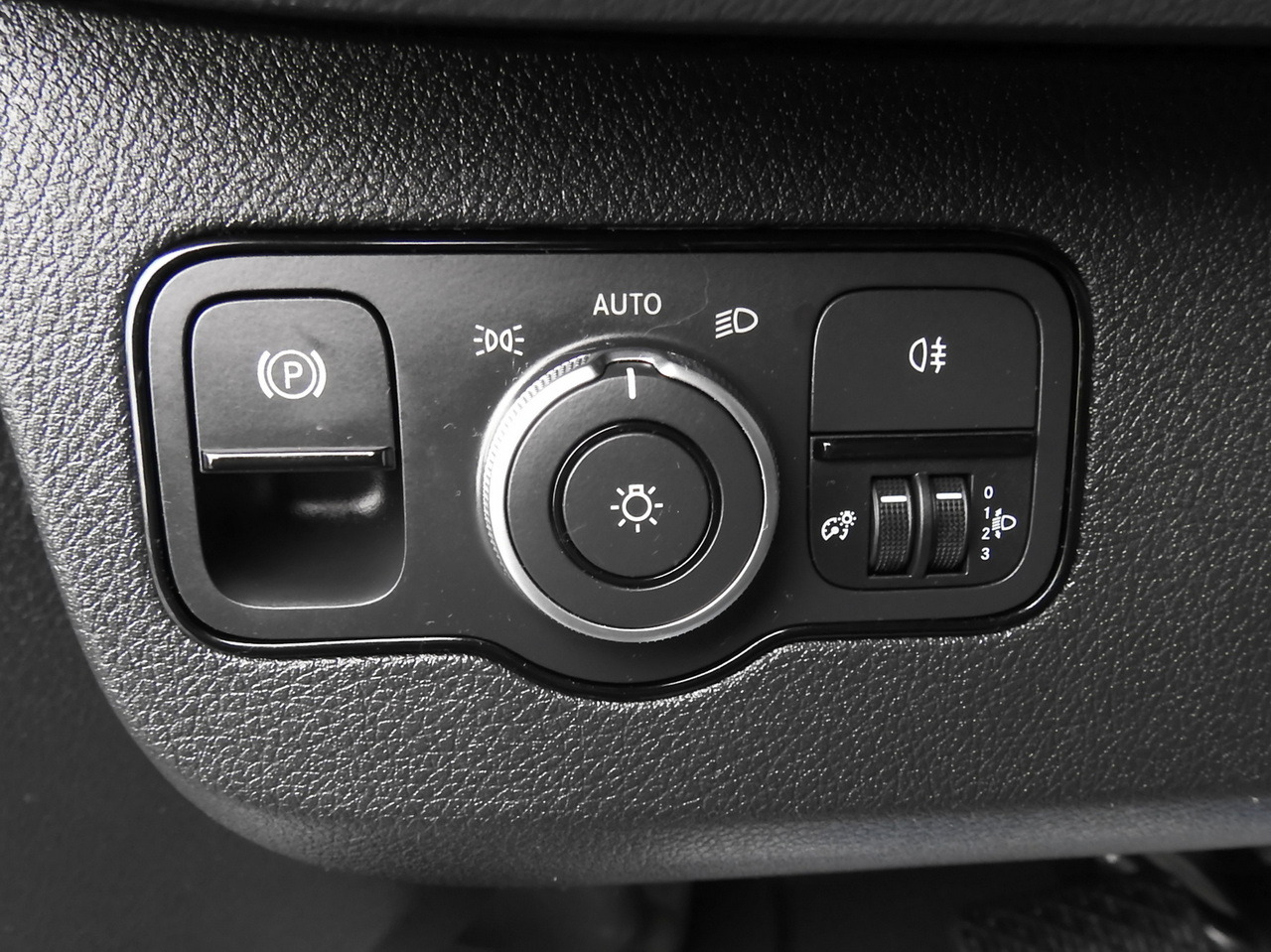 Novu Furgon, Električno dostavno vozilo MERCEDES eSprinter NEW ELECTRIC VAN AUTOMATIC TRANSMISSION  GUARANTEE  95HP: slika 26