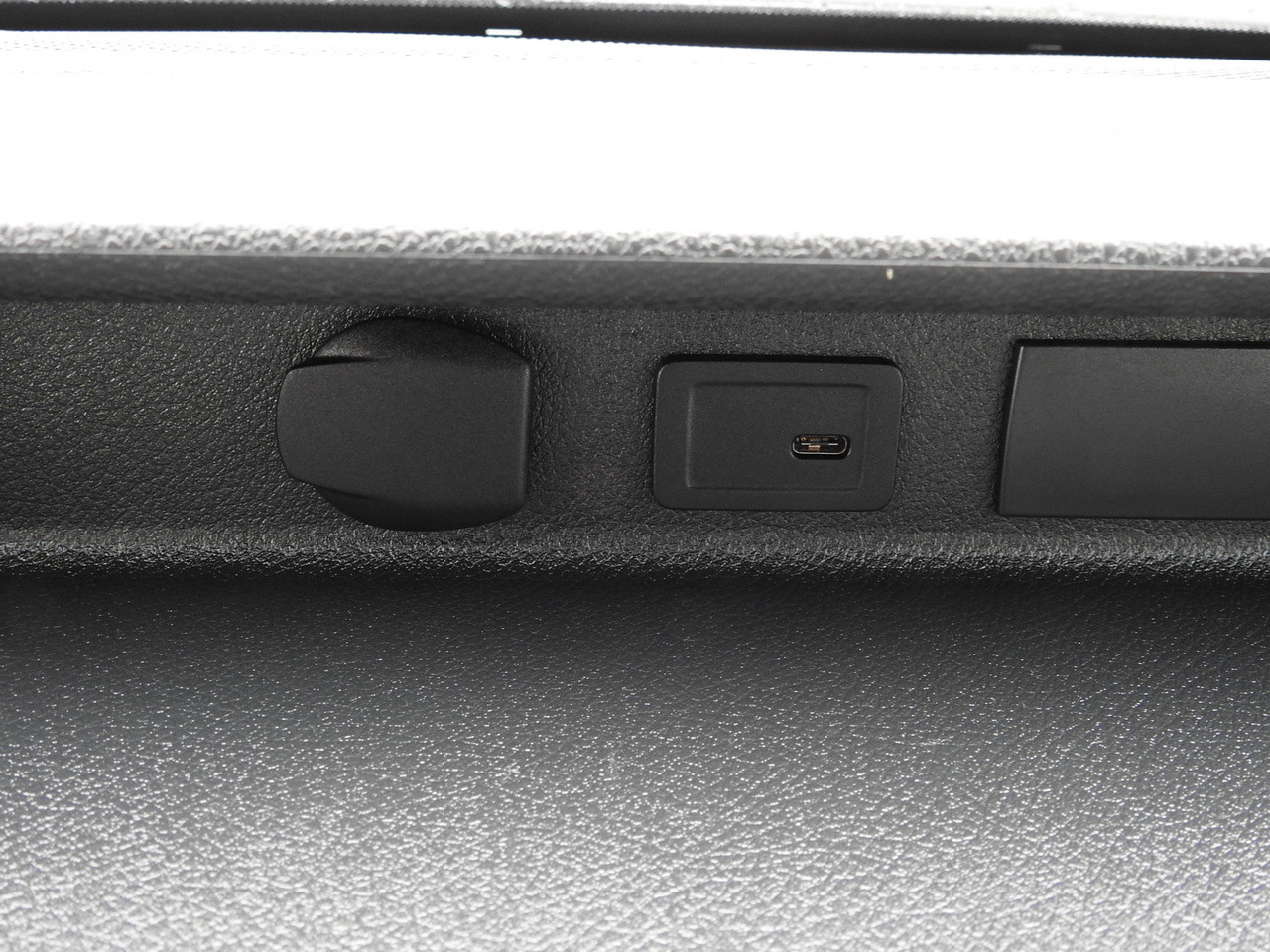 Novu Furgon, Električno dostavno vozilo MERCEDES eSprinter NEW ELECTRIC VAN AUTOMATIC TRANSMISSION  GUARANTEE  95HP: slika 35