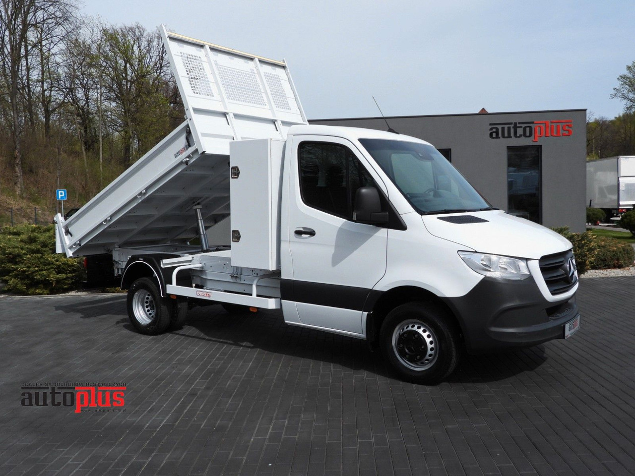 Mercedes-Benz SPRINTER 516 KIPPER TEMPOMAT ZWILLINGSRÄDER - Dostavno vozilo kiper: slika 1 Mercedes-Benz SPRINTER 516 KIPPER TEMPOMAT ZWILLINGSRÄDER - Dostavno vozilo kiper: slika 1