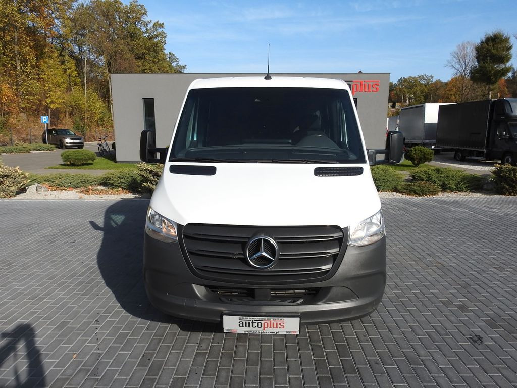 Mercedes-Benz SPRINTER 516 PRITSCHE DOPPELKABINE DOKA 6 SITZE - Dostavno vozilo s ravnom platformom, Dostavno vozilo sa duplom kabinom: slika 5 Mercedes-Benz SPRINTER 516 PRITSCHE DOPPELKABINE DOKA 6 SITZE - Dostavno vozilo s ravnom platformom, Dostavno vozilo sa duplom kabinom: slika 5
