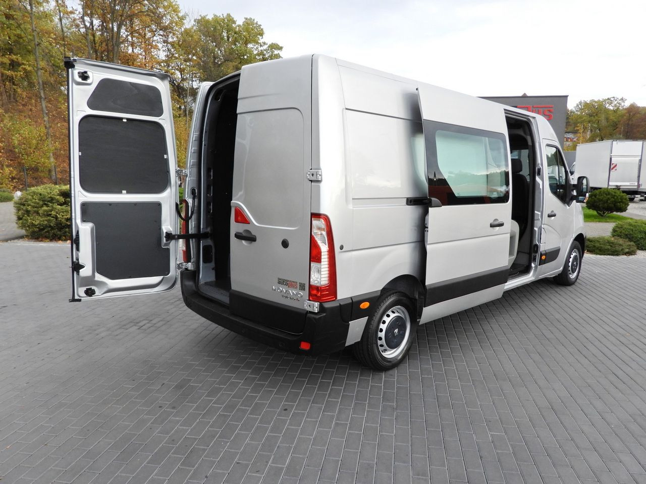 OPEL MOVANO BOX DELIVERY VAN 7 SEATS CRUISE CONTROL LED LIGHTS AIR CONDITIONING 180HP - Furgon: slika 3 OPEL MOVANO BOX DELIVERY VAN 7 SEATS CRUISE CONTROL LED LIGHTS AIR CONDITIONING 180HP - Furgon: slika 3
