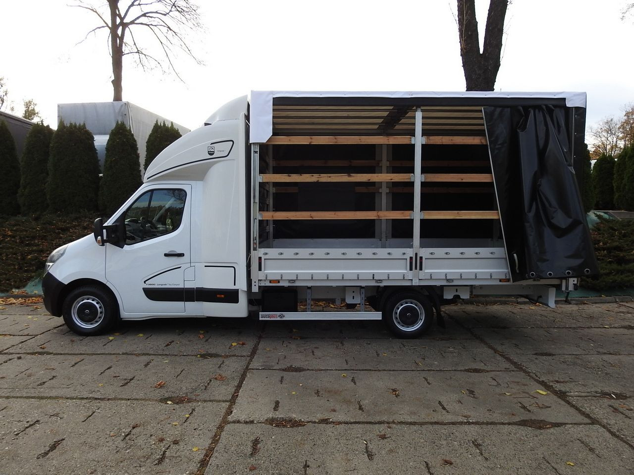 Dostavno vozilo sa ceradom OPEL MOVANO TARPAULIN 10 PALLETS WEBASTO CRUISE CONTROL LED LIGHTS PNEUMATICS AIR CONDITIONING 165HP: slika 8 Dostavno vozilo sa ceradom OPEL MOVANO TARPAULIN 10 PALLETS WEBASTO CRUISE CONTROL LED LIGHTS PNEUMATICS AIR CONDITIONING 165HP: slika 8