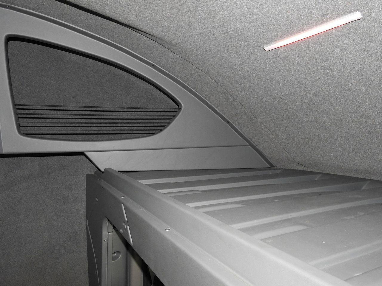 Dostavno vozilo sa ceradom OPEL MOVANO TARPAULIN 10 PALLETS WEBASTO CRUISE CONTROL LED LIGHTS PNEUMATICS AIR CONDITIONING 165HP: slika 49 Dostavno vozilo sa ceradom OPEL MOVANO TARPAULIN 10 PALLETS WEBASTO CRUISE CONTROL LED LIGHTS PNEUMATICS AIR CONDITIONING 165HP: slika 49