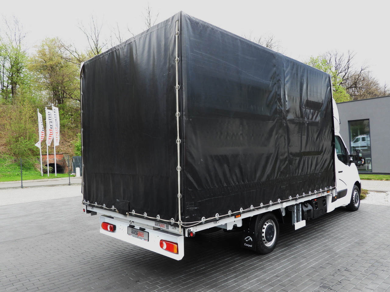 Lizing OPEL MOVANO  TARPAULIN 10 PALLETS WEBASTO CRUISE CONTROL LED LIGHTS PNEUMATICS AIR CONDITIONING  165HP OPEL MOVANO  TARPAULIN 10 PALLETS WEBASTO CRUISE CONTROL LED LIGHTS PNEUMATICS AIR CONDITIONING  165HP: slika 13