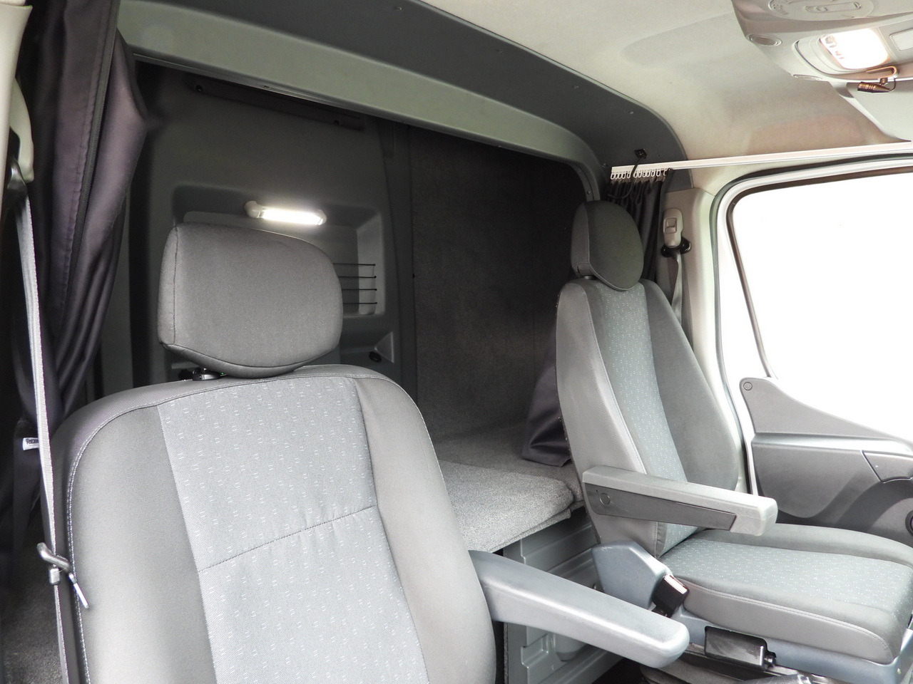 Lizing OPEL MOVANO  TARPAULIN 10 PALLETS WEBASTO CRUISE CONTROL LED LIGHTS PNEUMATICS AIR CONDITIONING  165HP OPEL MOVANO  TARPAULIN 10 PALLETS WEBASTO CRUISE CONTROL LED LIGHTS PNEUMATICS AIR CONDITIONING  165HP: slika 41