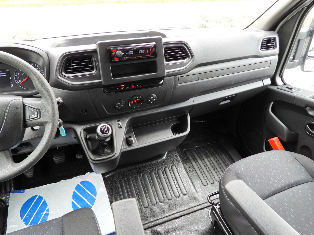 Lizing OPEL MOVANO  TARPAULIN 10 PALLETS WEBASTO CRUISE CONTROL LED LIGHTS PNEUMATICS AIR CONDITIONING  165HP OPEL MOVANO  TARPAULIN 10 PALLETS WEBASTO CRUISE CONTROL LED LIGHTS PNEUMATICS AIR CONDITIONING  165HP: slika 32