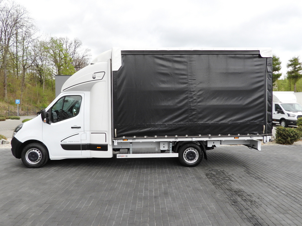 Lizing OPEL MOVANO  TARPAULIN 10 PALLETS WEBASTO CRUISE CONTROL LED LIGHTS PNEUMATICS AIR CONDITIONING  165HP OPEL MOVANO  TARPAULIN 10 PALLETS WEBASTO CRUISE CONTROL LED LIGHTS PNEUMATICS AIR CONDITIONING  165HP: slika 8