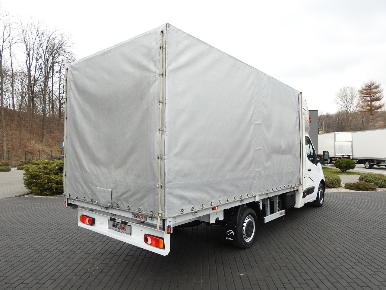 OPEL MOVANO TARPAULIN 8 PALLETS WEBASTO CRUISE CONTROL LED LIGHTS PNEUMATICS AIR CONDITIONING 165HP - Dostavno vozilo sa ceradom: slika 3 OPEL MOVANO TARPAULIN 8 PALLETS WEBASTO CRUISE CONTROL LED LIGHTS PNEUMATICS AIR CONDITIONING 165HP - Dostavno vozilo sa ceradom: slika 3