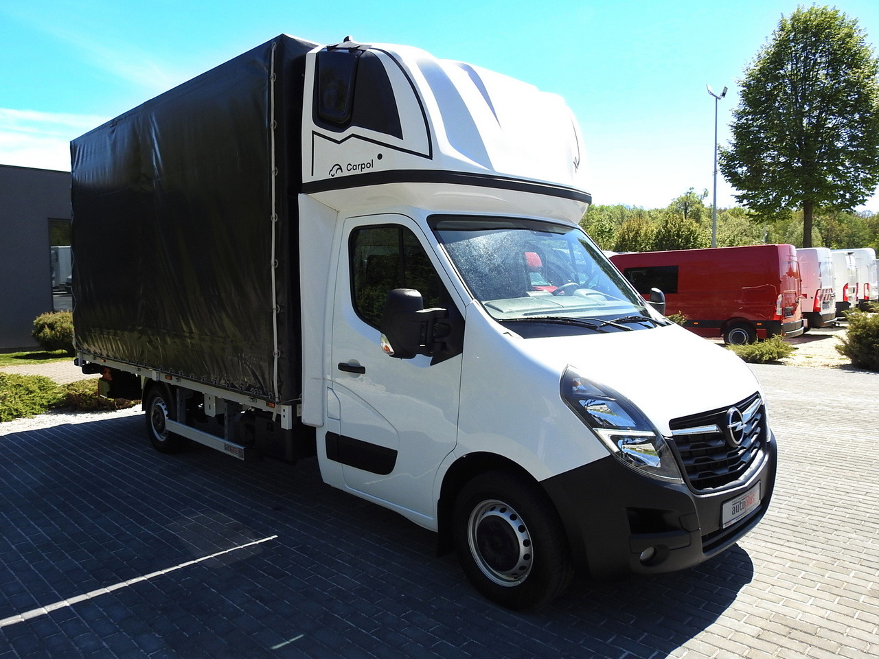 OPEL MOVANO TARPAULIN LIFT 9 PALLETS WEBASTO CRUISE CONTROL LED LIGHTS PNEUMATICS AIR CONDITIONING 160HP - Dostavno vozilo sa ceradom: slika 4 OPEL MOVANO TARPAULIN LIFT 9 PALLETS WEBASTO CRUISE CONTROL LED LIGHTS PNEUMATICS AIR CONDITIONING 160HP - Dostavno vozilo sa ceradom: slika 4