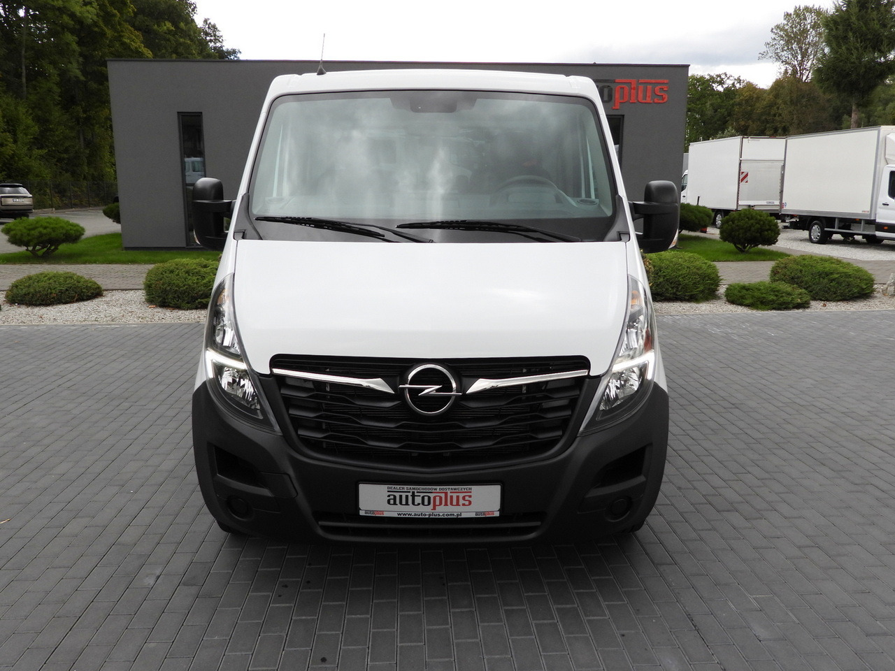 OPEL MOVANO TIPPER NAVIGATION LED LIGHTS TWIN WHEELS AIR CONDITIONING 145HP - Dostavno vozilo kiper: slika 5 OPEL MOVANO TIPPER NAVIGATION LED LIGHTS TWIN WHEELS AIR CONDITIONING 145HP - Dostavno vozilo kiper: slika 5