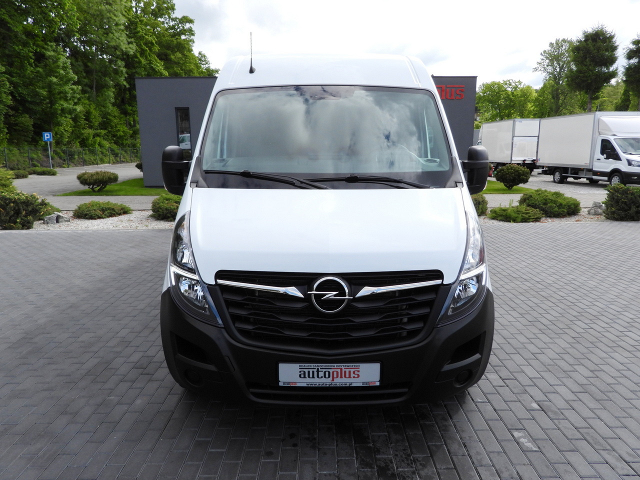 OPEL MOVANO VAN AIR CONDITIONING LED LIGHTS 150HP - Furgon: slika 5 OPEL MOVANO VAN AIR CONDITIONING LED LIGHTS 150HP - Furgon: slika 5