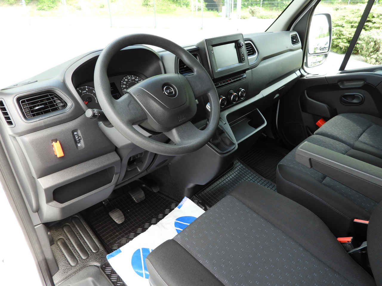 OPEL MOVANO VAN AIR CONDITIONING LED LIGHTS 150HP - Furgon: slika 2 OPEL MOVANO VAN AIR CONDITIONING LED LIGHTS 150HP - Furgon: slika 2
