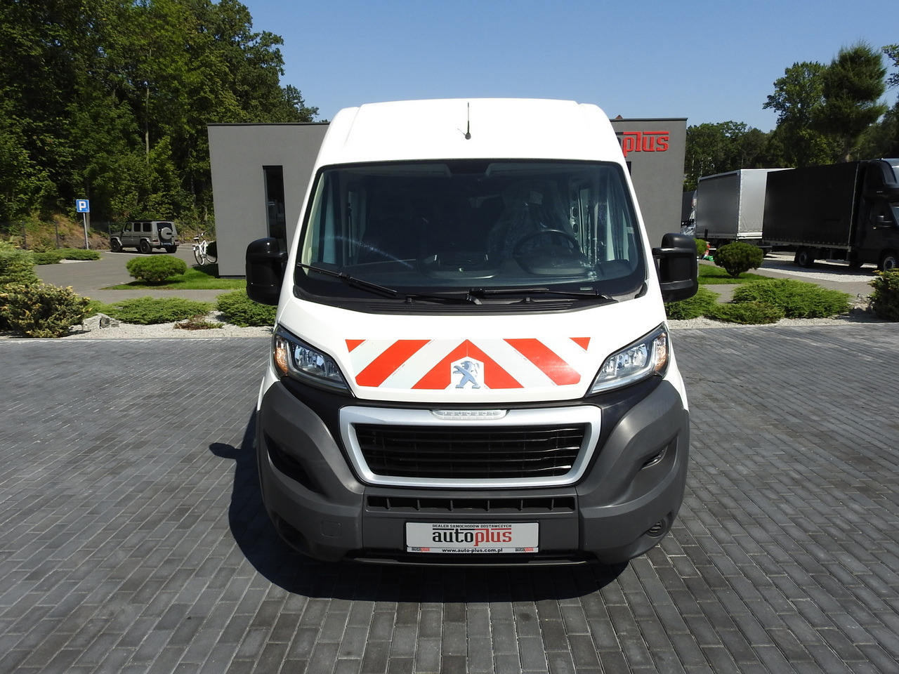 PEUGEOT BOXER BOX DELIVERY VAN 7 SEATS 110HP - Furgon: slika 5 PEUGEOT BOXER BOX DELIVERY VAN 7 SEATS 110HP - Furgon: slika 5