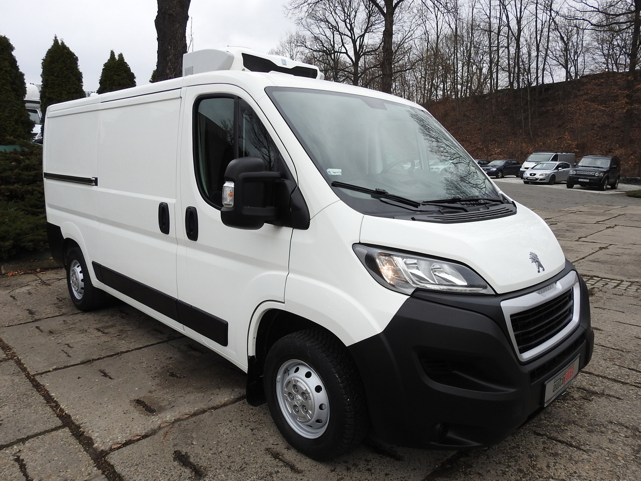 PEUGEOT BOXER REFRIGERATOR VAN -5*C TWO COMPARTMENTS CRUISE CONTROL AIR CONDITIONING  120HP - Dostavno vozilo hladnjača: slika 4 PEUGEOT BOXER REFRIGERATOR VAN -5*C TWO COMPARTMENTS CRUISE CONTROL AIR CONDITIONING  120HP - Dostavno vozilo hladnjača: slika 4