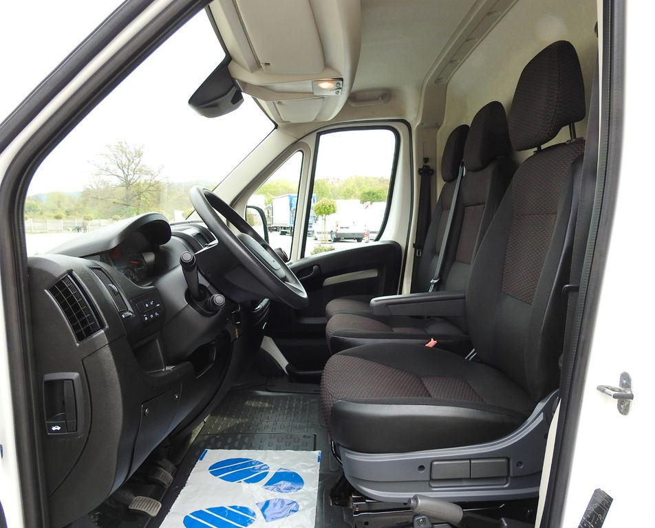 Lizing Peugeot BOXER KÜHLKASTENWAGEN 0*C TEMPOMAT NAVIGATION  Peugeot BOXER KÜHLKASTENWAGEN 0*C TEMPOMAT NAVIGATION: slika 18