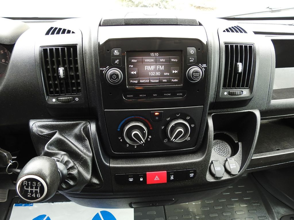 Lizing Peugeot BOXER KÜHLKASTENWAGEN 0*C TEMPOMAT NAVIGATION  Peugeot BOXER KÜHLKASTENWAGEN 0*C TEMPOMAT NAVIGATION: slika 25