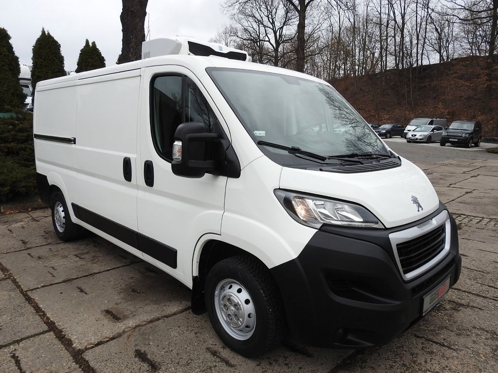 Peugeot BOXER KÜHLKASTENWAGEN -5*C ZWEI FÄCHER TEMPOMAT - Dostavno vozilo hladnjača: slika 4 Peugeot BOXER KÜHLKASTENWAGEN -5*C ZWEI FÄCHER TEMPOMAT - Dostavno vozilo hladnjača: slika 4