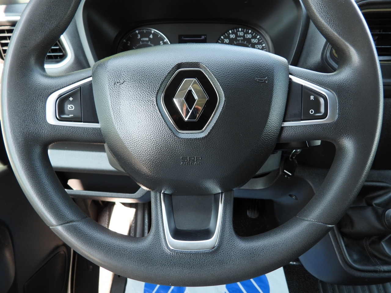 Dostavno vozilo sa zatvorenim sandukom RENAULT MASTER  BOX LIFT 8 PALLETS CRUISE CONTROL LED LIGHTS AIR CONDITIONING  165HP: slika 31