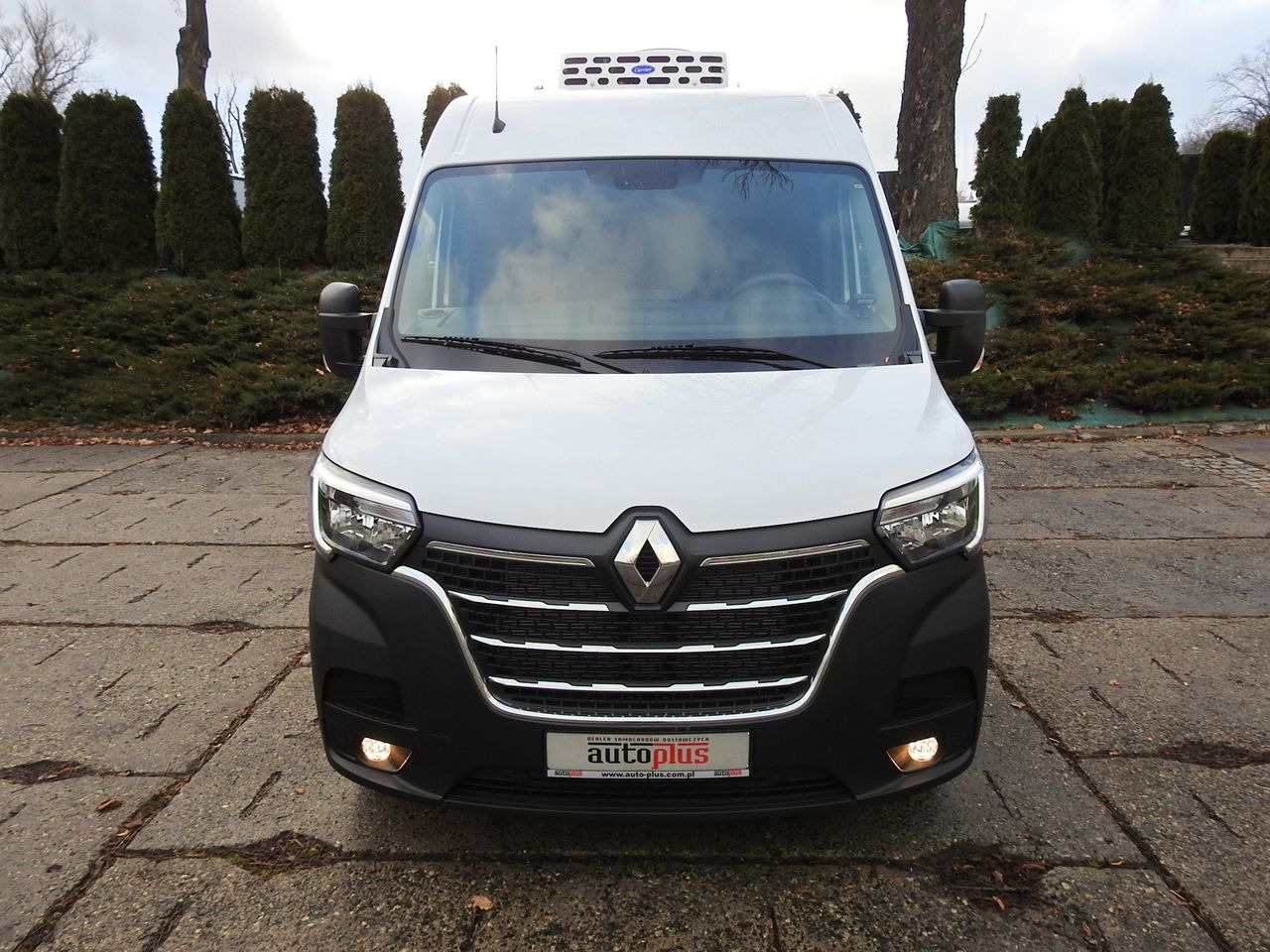 RENAULT MASTER NEW REFRIGERATOR VAN -10*C AIR CONDITIONING MANUFACTURERS 135HP - Dostavno vozilo hladnjača: slika 5 RENAULT MASTER NEW REFRIGERATOR VAN -10*C AIR CONDITIONING MANUFACTURERS 135HP - Dostavno vozilo hladnjača: slika 5
