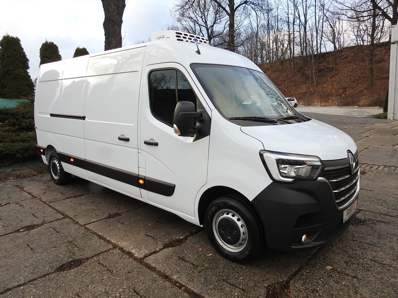RENAULT MASTER NEW REFRIGERATOR VAN -10*C AIR CONDITIONING MANUFACTURERS 135HP - Dostavno vozilo hladnjača: slika 4 RENAULT MASTER NEW REFRIGERATOR VAN -10*C AIR CONDITIONING MANUFACTURERS 135HP - Dostavno vozilo hladnjača: slika 4