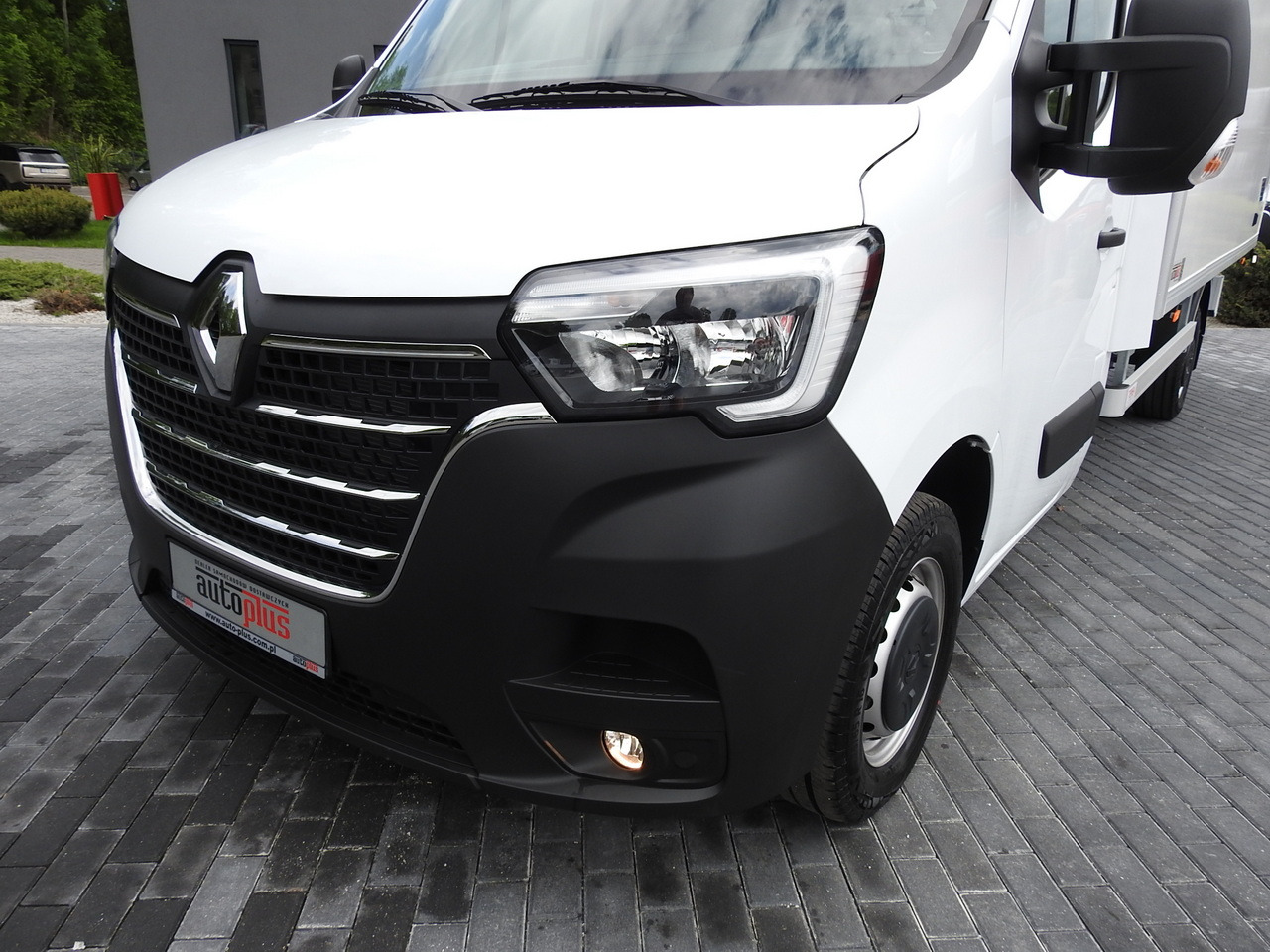 Lizing RENAULT MASTER NEW REGRIGERATOR BOX -10*C 8 PALLETS CRUISE CONTROL AIR CONDITIONING LED LIGHTS GUARANTEE  165HP RENAULT MASTER NEW REGRIGERATOR BOX -10*C 8 PALLETS CRUISE CONTROL AIR CONDITIONING LED LIGHTS GUARANTEE  165HP: slika 20