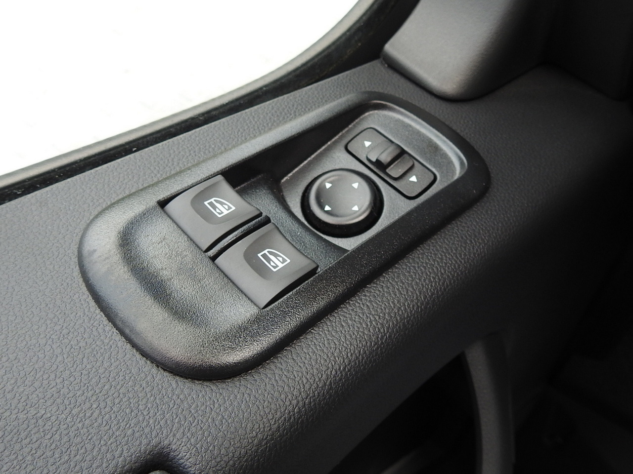 Lizing RENAULT MASTER NEW REGRIGERATOR BOX -10*C 8 PALLETS CRUISE CONTROL AIR CONDITIONING LED LIGHTS GUARANTEE  165HP RENAULT MASTER NEW REGRIGERATOR BOX -10*C 8 PALLETS CRUISE CONTROL AIR CONDITIONING LED LIGHTS GUARANTEE  165HP: slika 29