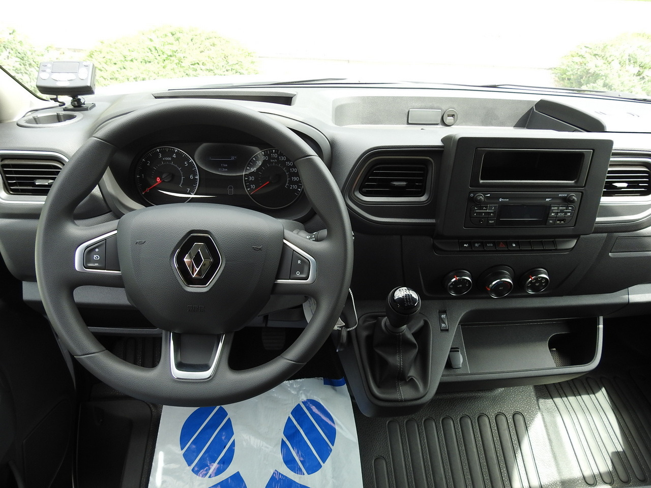 Lizing RENAULT MASTER NEW REGRIGERATOR BOX -10*C 8 PALLETS CRUISE CONTROL AIR CONDITIONING LED LIGHTS GUARANTEE  165HP RENAULT MASTER NEW REGRIGERATOR BOX -10*C 8 PALLETS CRUISE CONTROL AIR CONDITIONING LED LIGHTS GUARANTEE  165HP: slika 30