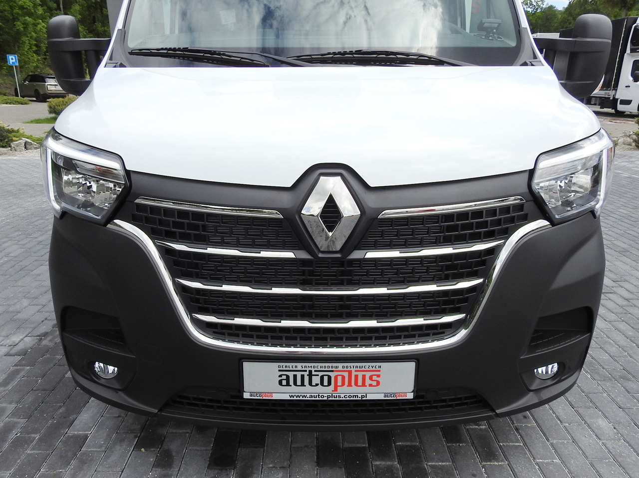 Lizing RENAULT MASTER NEW REGRIGERATOR BOX -10*C 8 PALLETS CRUISE CONTROL AIR CONDITIONING LED LIGHTS GUARANTEE  165HP RENAULT MASTER NEW REGRIGERATOR BOX -10*C 8 PALLETS CRUISE CONTROL AIR CONDITIONING LED LIGHTS GUARANTEE  165HP: slika 15
