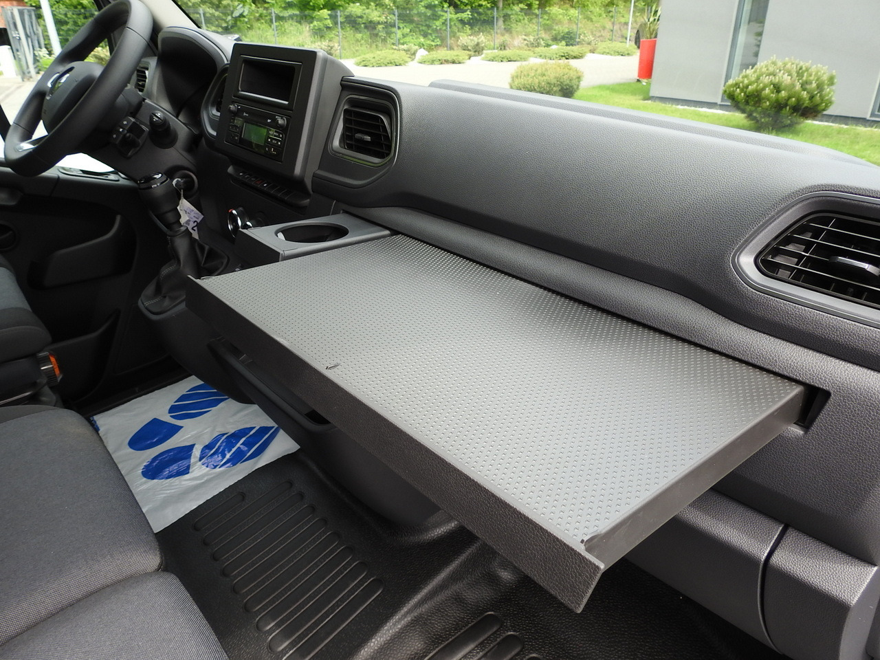 Lizing RENAULT MASTER NEW REGRIGERATOR BOX -10*C 8 PALLETS CRUISE CONTROL AIR CONDITIONING LED LIGHTS GUARANTEE  165HP RENAULT MASTER NEW REGRIGERATOR BOX -10*C 8 PALLETS CRUISE CONTROL AIR CONDITIONING LED LIGHTS GUARANTEE  165HP: slika 41