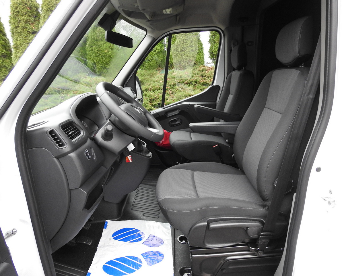 Novu Dostavno vozilo sa ceradom RENAULT MASTER NEW TARPAULIN 10 PALLETS WEBASTO CRUISE CONTROL AIR CONDITIONING LED LIGHTS Y 165HP: slika 29